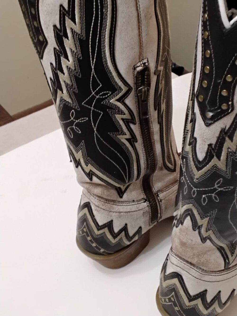 Laredo Women's Shawnee White & Black Western Boots Style 52460 - Size 6.5 M - Picture 7 of 8